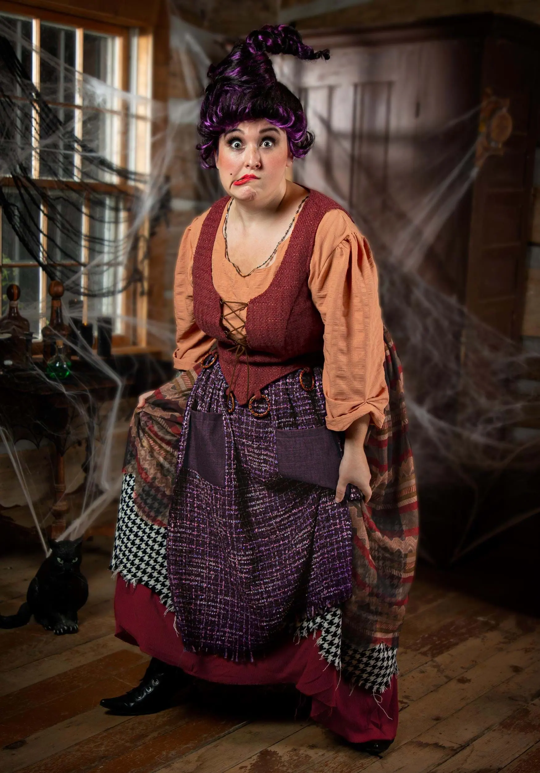 Fun Costumes Mary Sanderson Costume For Plus Size Women From Disney’s Hocus Pocus 4 Fun Costumes Mary Sanderson Costume For Plus Size Women From Disney’s Hocus Pocus - Image 2