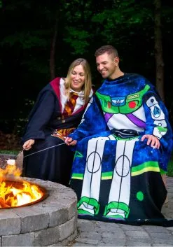Northwest Company Toy Story Buzz Lightyear Comfy Throw For Adult -Video Game Costumes Shop toy story buzz lightyear adult comfy throw alt 2